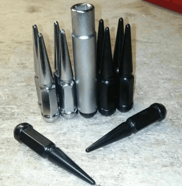 6" Long Spike Lug Nuts