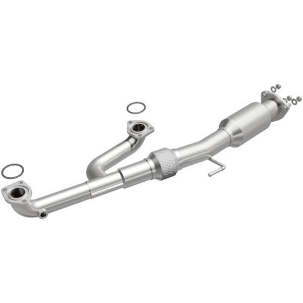 MagnaFlow Conv Direct Fit 16-17 Honda Odyssey 3.5L V6 Underbody - 21-282