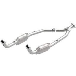 MagnaFlow Conv DF 99-04 LR Discovery V8 49S - 93689