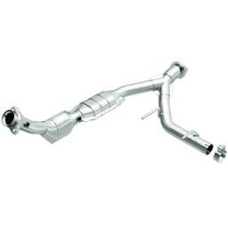 MagnaFlow Conv DF 03-04 Ford Expedition 5.4L V8 Passenger Side - 24414
